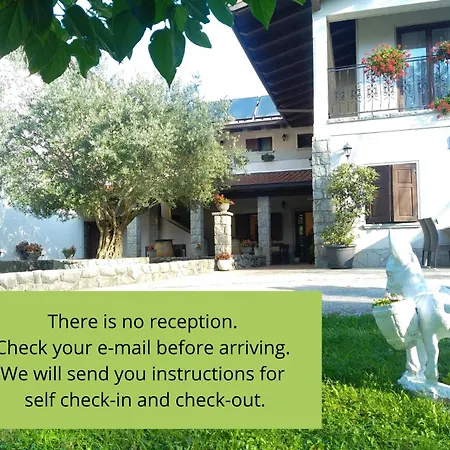 Pri Martinovih * Deskle